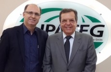 Secretário Antonio Faleiros visita a Ahpaceg