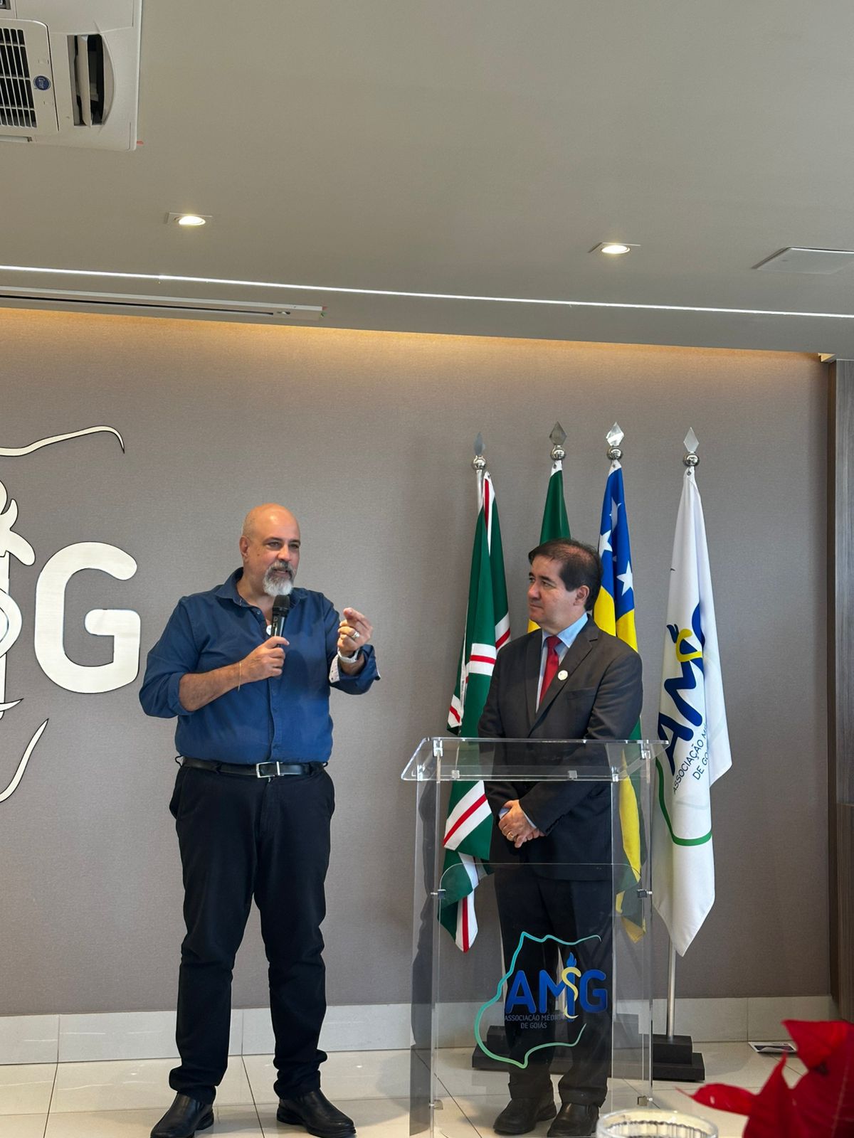 11 AMG ANI 30 11 25 2